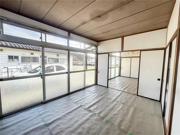 detached 福島県伊達郡川俣町飯坂字下中居

地図を見る