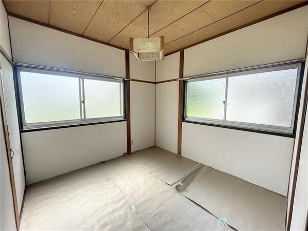 detached 福島県伊達郡川俣町飯坂字下中居

地図を見る