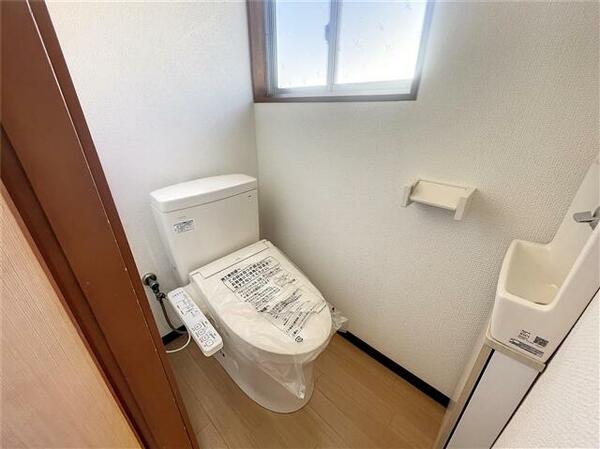 detached 福島県伊達郡川俣町飯坂字下中居

地図を見る