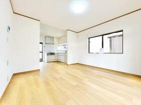 三重県員弁郡東員町城山３丁目