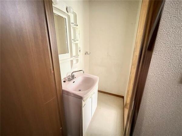 apartment 福島県伊達郡川俣町大字鶴沢字鶴東
鶴沢の賃貸情報を見る
物件地図