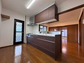 愛媛県四国中央市土居町中村