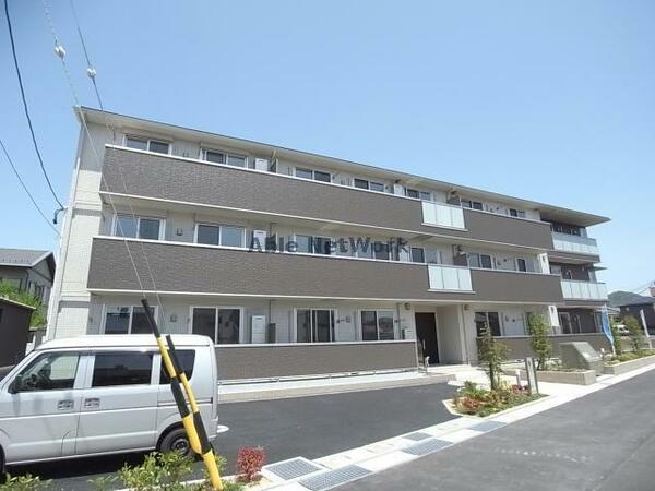 エントランス・ロビー：エントランス部分