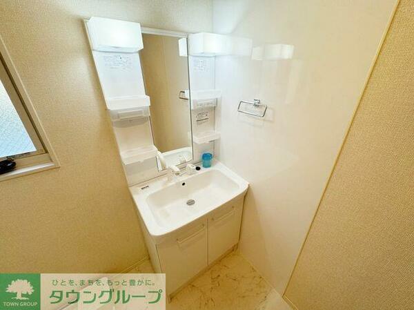 detached 東京都福生市大字熊川

地図を見る