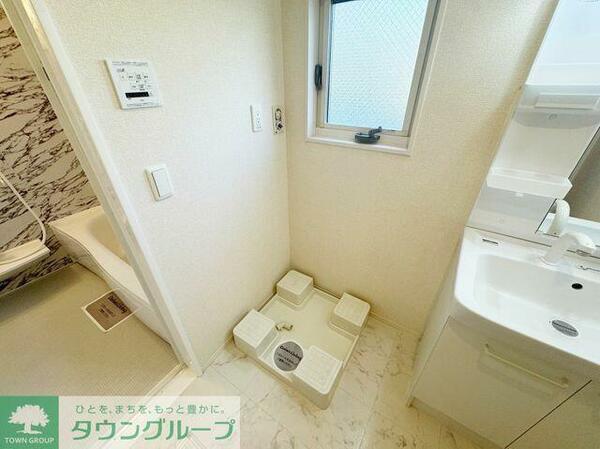 detached 東京都福生市大字熊川

地図を見る