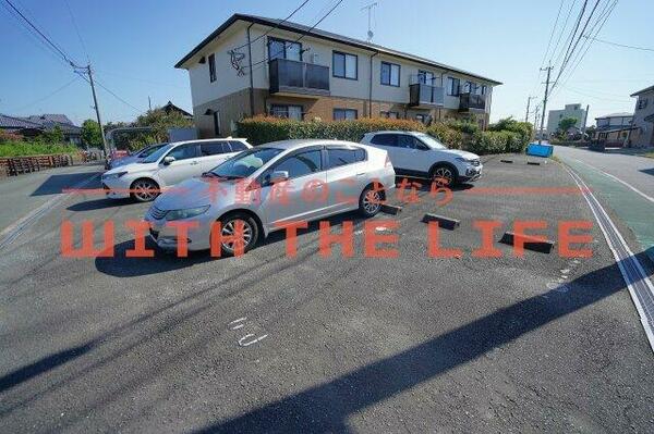 画像5:駐車場に車を止められます