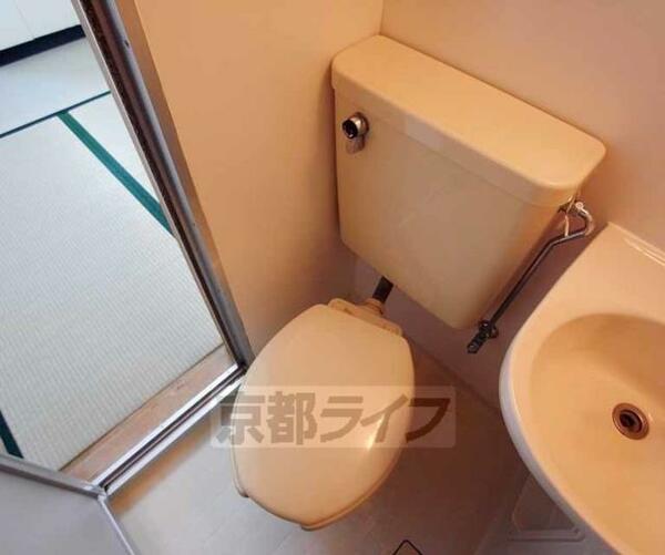 画像12:トイレ部分です。