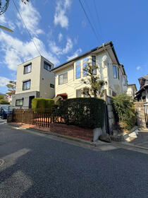 東京都世田谷区砧５丁目