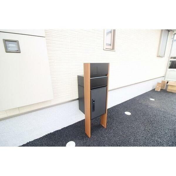 detached 茨城県稲敷郡阿見町大字阿見
地図を見る