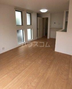 detached 東京都中野区江原町２丁目

地図を見る