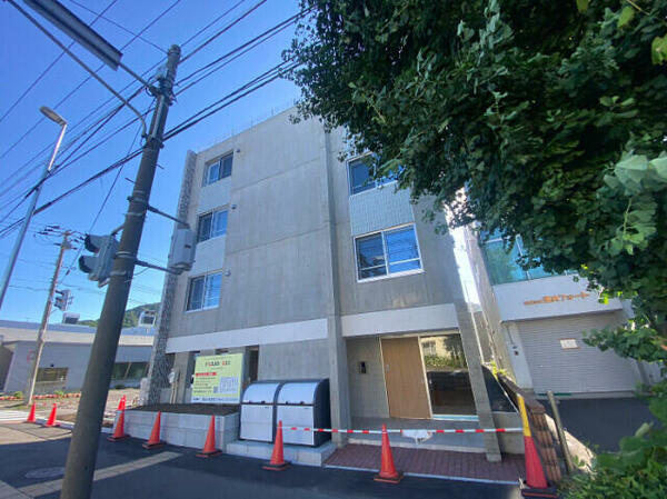 北海道札幌市中央区南二十三条西１１丁目(賃貸マンション1LDK・3階・50.35㎡)の写真 その1