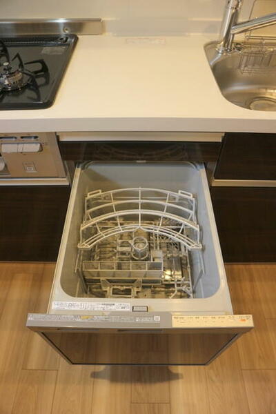 画像9:食洗器