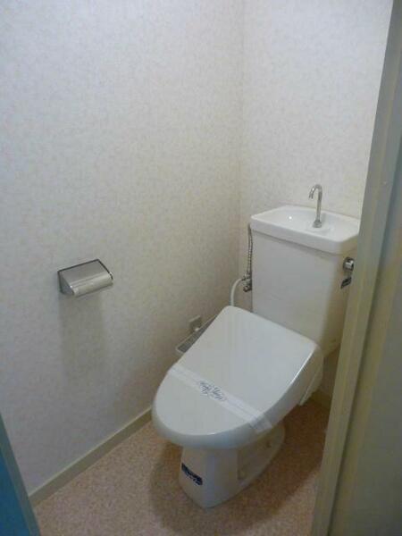 画像7:【トイレ】温水洗浄便座