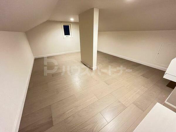 detached 東京都豊島区雑司が谷１丁目

地図を見る