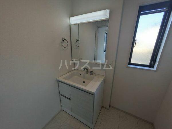 detached 群馬県伊勢崎市今泉町１丁目

地図を見る