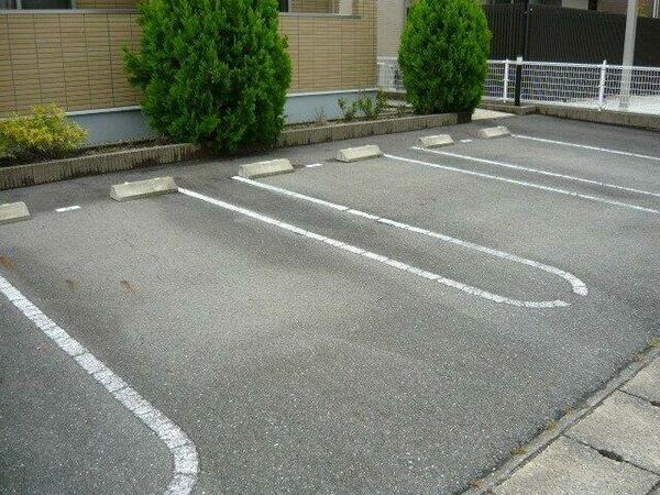 画像13:駐車場があります