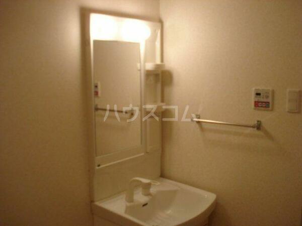 detached 埼玉県鴻巣市氷川町

地図を見る