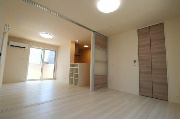 apartment 埼玉県南埼玉郡宮代町本田３丁目
地図を見る