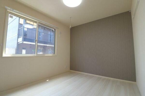 apartment 埼玉県南埼玉郡宮代町本田３丁目
地図を見る