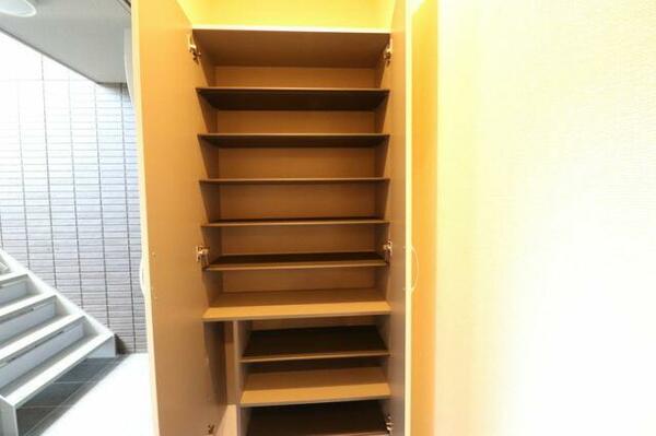 apartment 埼玉県南埼玉郡宮代町本田３丁目
地図を見る