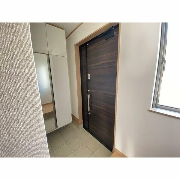 detached 東京都狛江市岩戸南３丁目

地図を見る