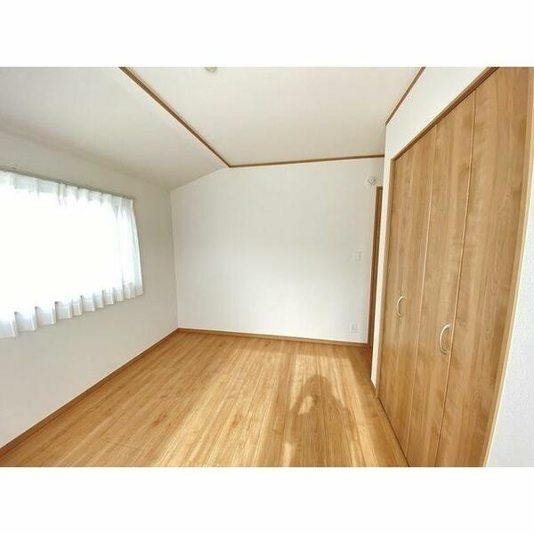 detached 東京都狛江市岩戸南３丁目

地図を見る