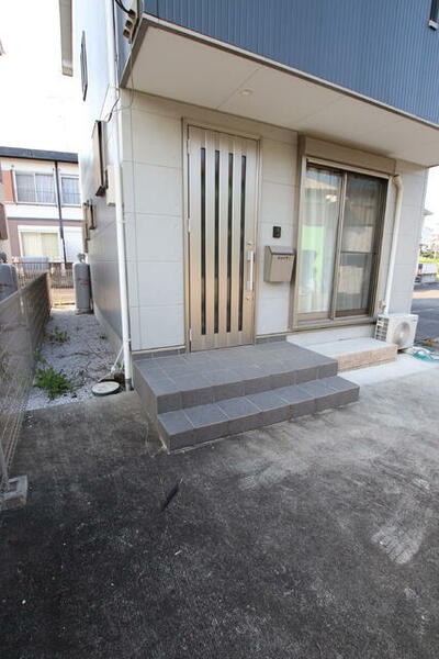 detached 埼玉県飯能市大字岩沢

地図を見る