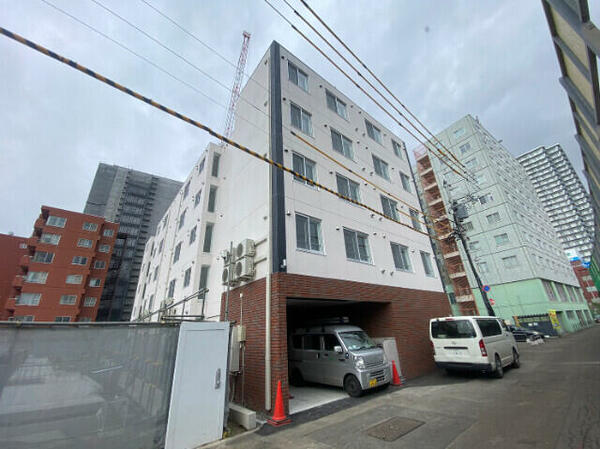 Ｔｅｒｒａｃｅ　Ｋａｓｕｍｉ｜北海道札幌市中央区南十条西１丁目(賃貸マンション1LDK・4階・32.68㎡)の写真 その1