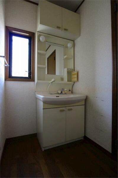 洗面所：独立洗面台　筑紫野市・太宰府市の賃貸物件をお探しの方はトーマスリビングへ