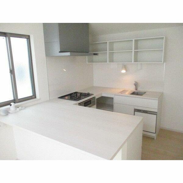 detached 東京都府中市天神町２丁目

地図を見る