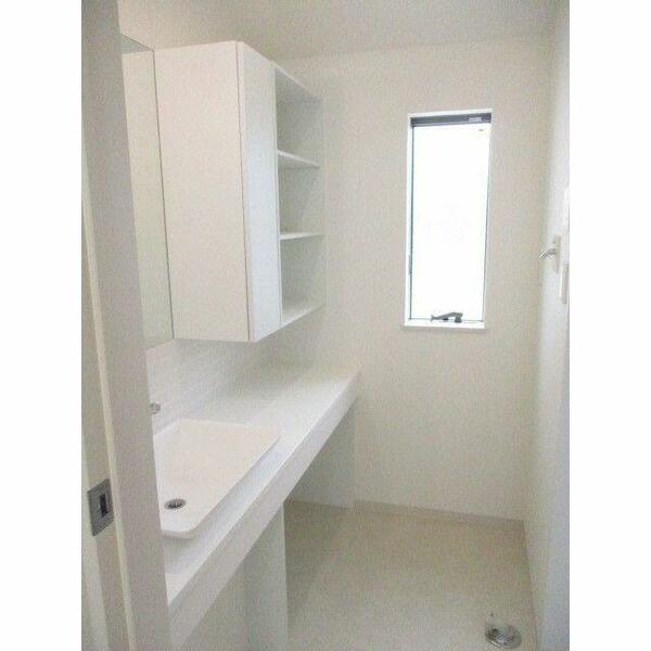 detached 東京都府中市天神町２丁目

地図を見る