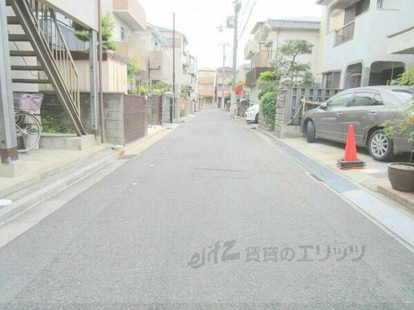 画像8:前面道路