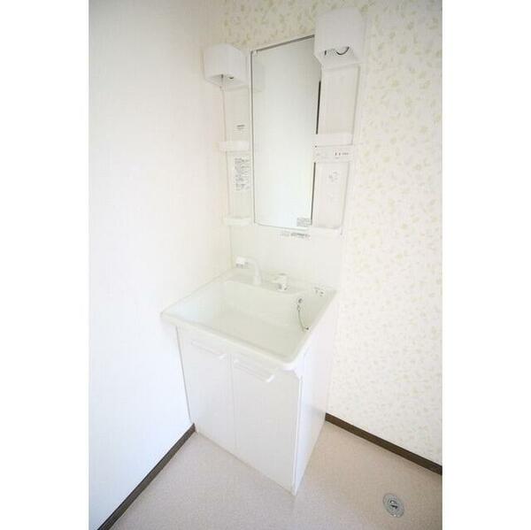 detached 茨城県牛久市猪子町
地図を見る