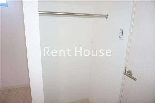 detached 東京都三鷹市上連雀４丁目

地図を見る