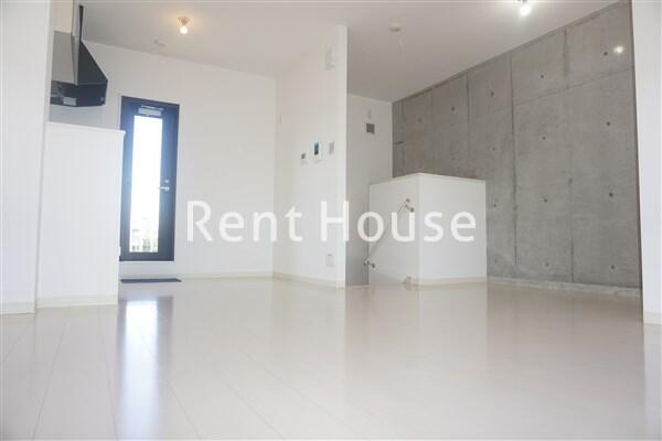 detached 東京都三鷹市上連雀４丁目

地図を見る