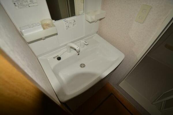 画像7:独立洗面台があります、朝の身支度もバッチリ