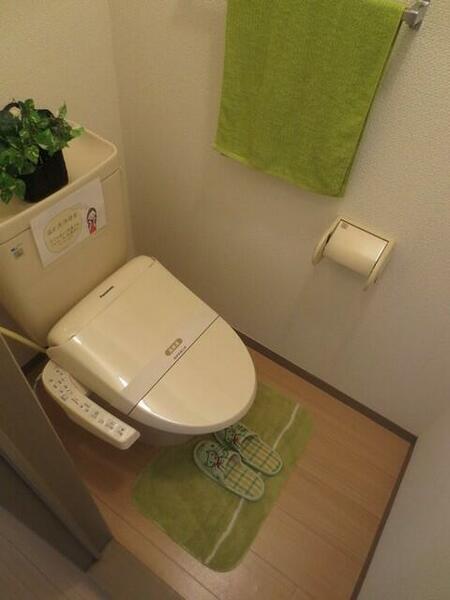 画像10:シャワートイレは標準装備です。