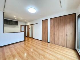 埼玉県さいたま市緑区大字中尾