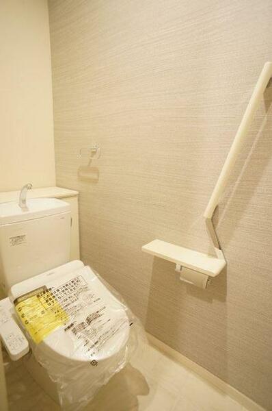 画像11:【トイレ】洗浄機能付き便座設置！