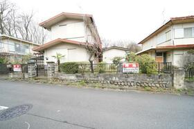 東京都八王子市元八王子町１丁目