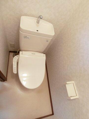 画像8:人気のシャワートイレ・バストイレ別です♪トイレが独立していると使いやすいですよね☆