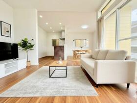 埼玉県上尾市弁財１丁目