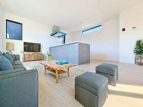 埼玉県さいたま市浦和区大東１丁目