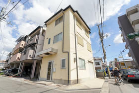 大阪府高槻市富田町１丁目