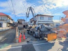 埼玉県草加市稲荷４丁目