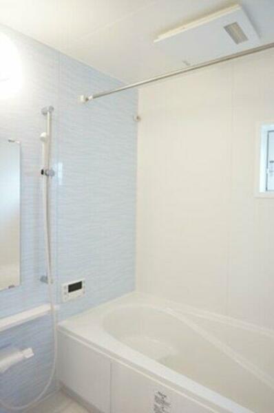 画像8:浴室換気乾燥機付浴室