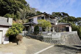 神奈川県三浦市初声町高円坊