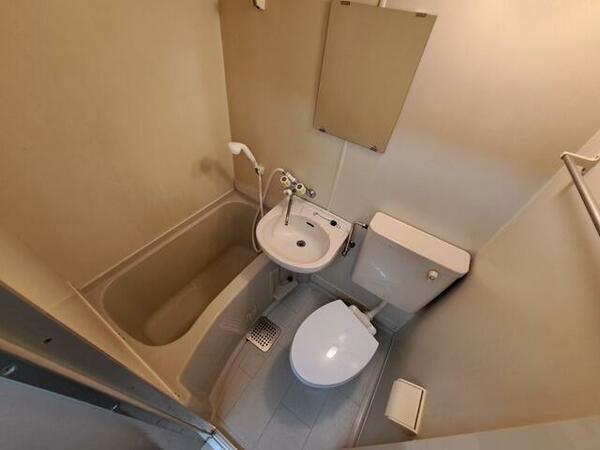 画像4:バス・トイレ・洗面台