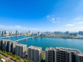 ＨＡＲＵＭＩ　ＦＬＡＧ　ＰＡＲＫ　ＶＩＬＬＡＧＥ