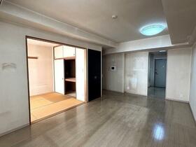 ライオンズヴィアーレ横浜ベイ壱番館